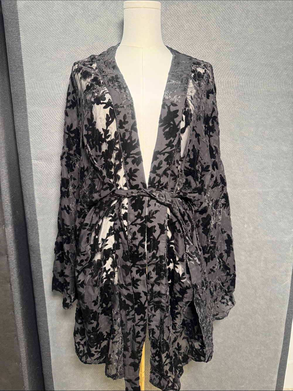 On The Fifth Black Velvet Burnout Kimono Jacket